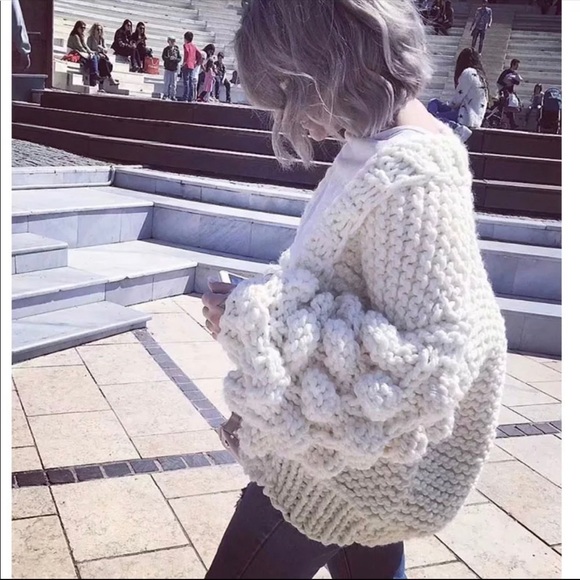 LAST ONE!!White Thick Knitted Long Sleeve Cardigan - Picture 6 of 16